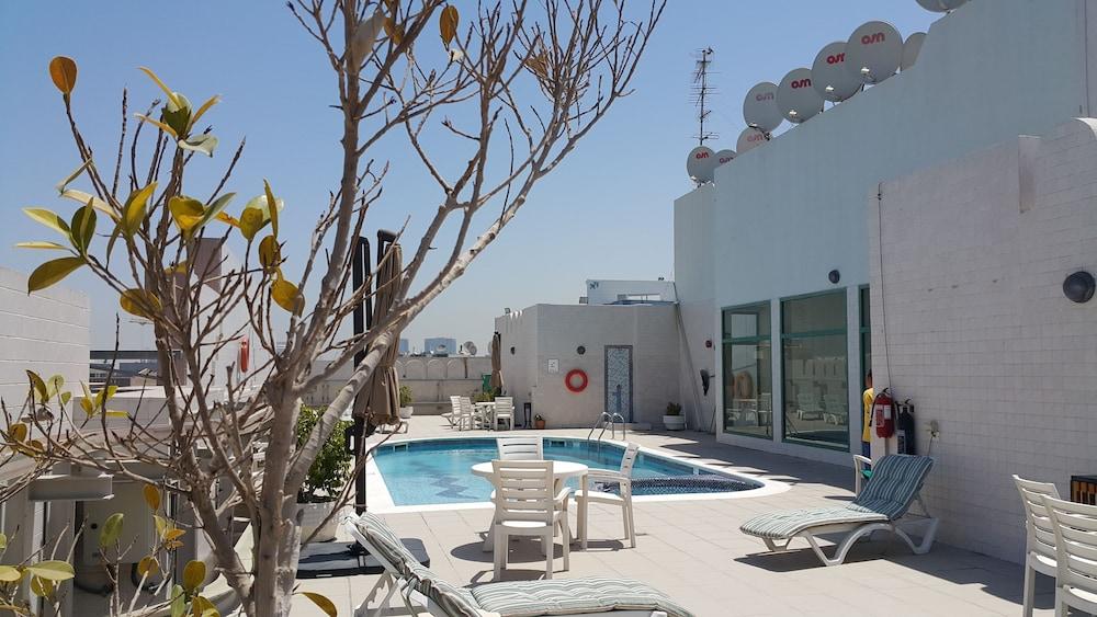 Wescott Pearl Hotel Apartments Dubai Eksteriør billede